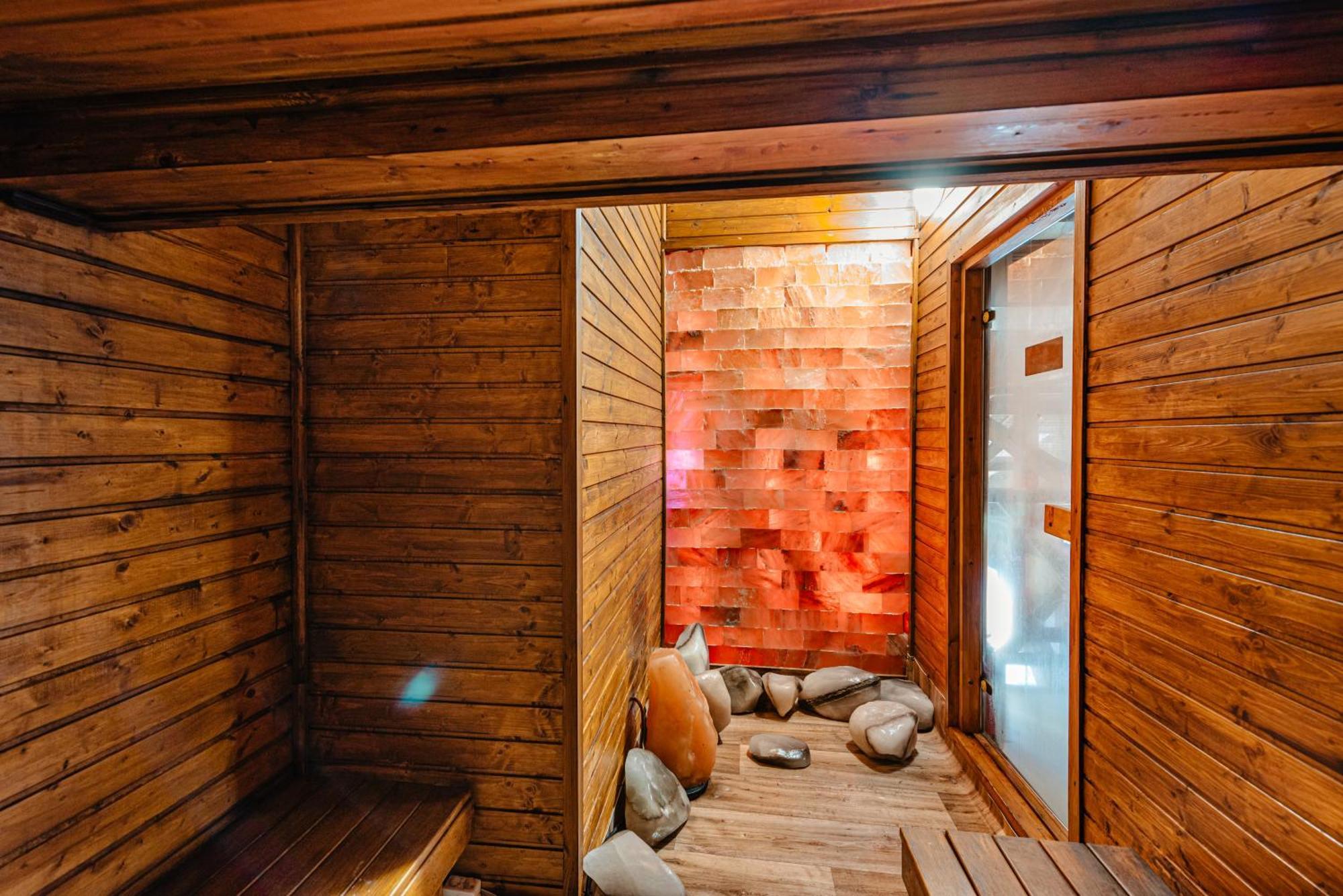 Casa Dinainte Spa Resort (Adults Only) Sălicea Buitenkant foto